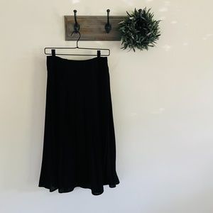 Les Coyotes De Paris Black Pleat Midi Skirt 2